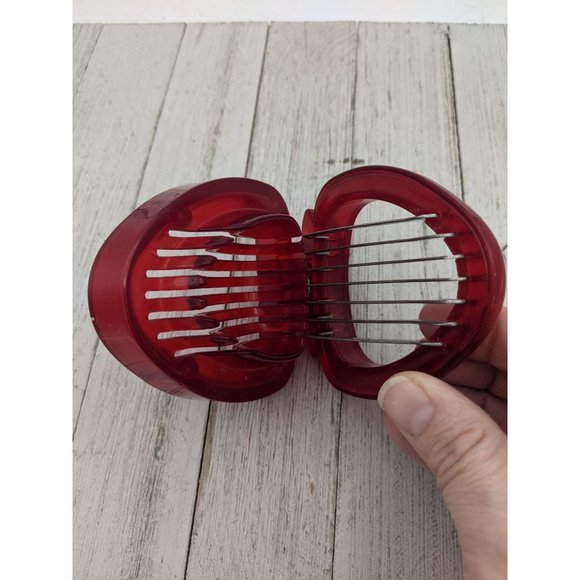 Strawberry Shaped Metal Red Boiled Egg Slicer Fruit 3" X 3 1/2" - Picture 2 of 5